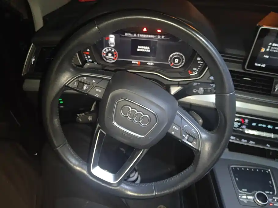 Audi Q5L — миниатюра 15