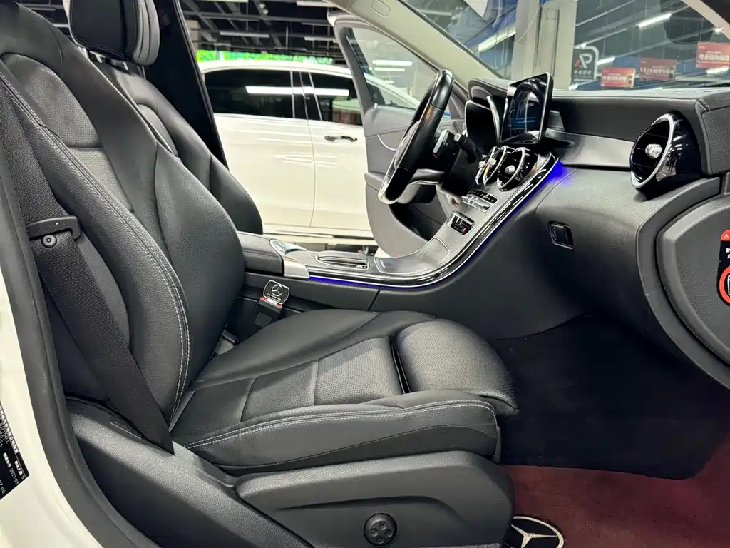 Mercedes-Benz C-Class — миниатюра 17