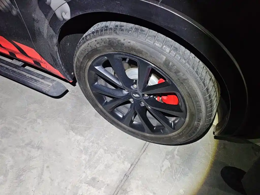 Li Auto Li ONE — миниатюра 8