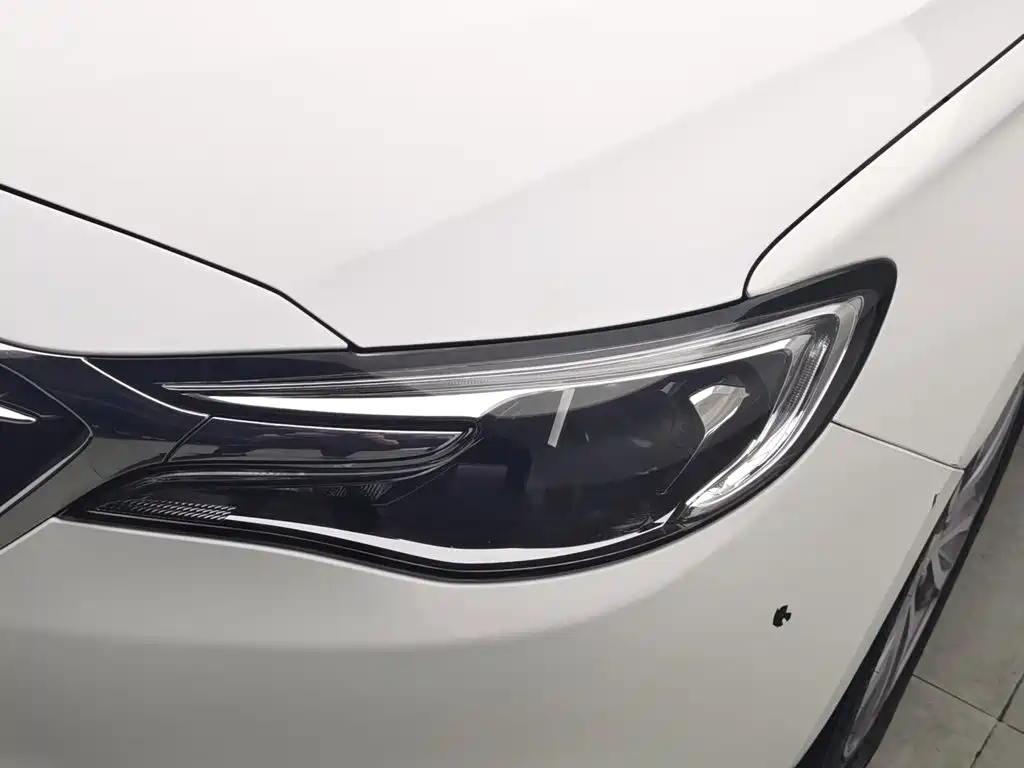 Buick Excelle — миниатюра 7