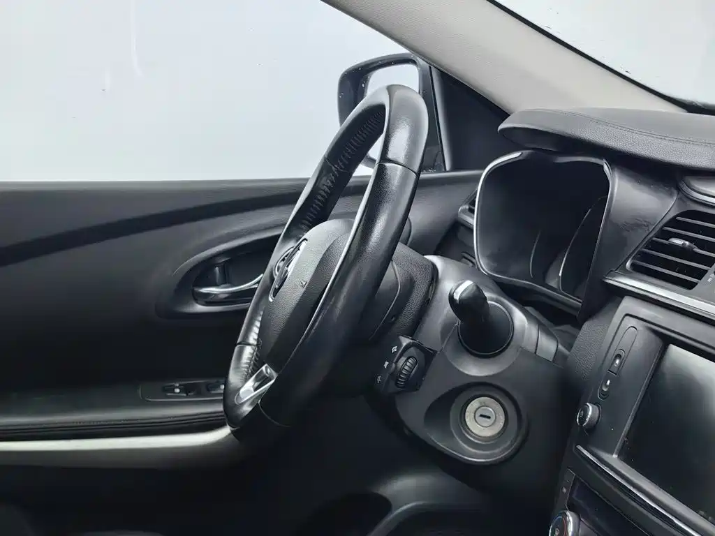 Renault Kadjar — миниатюра 22