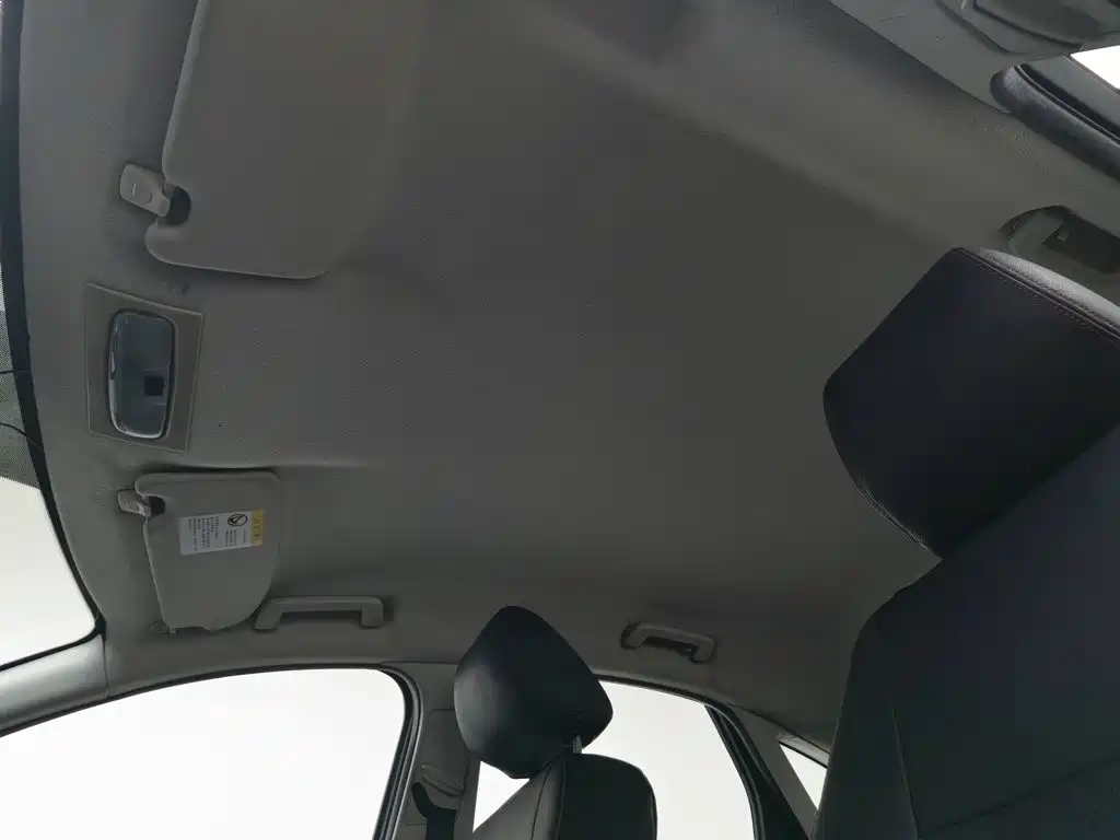 Ford Focus — миниатюра 14
