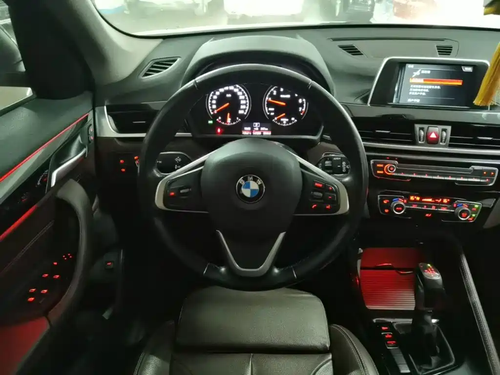 BMW X1 — миниатюра 11