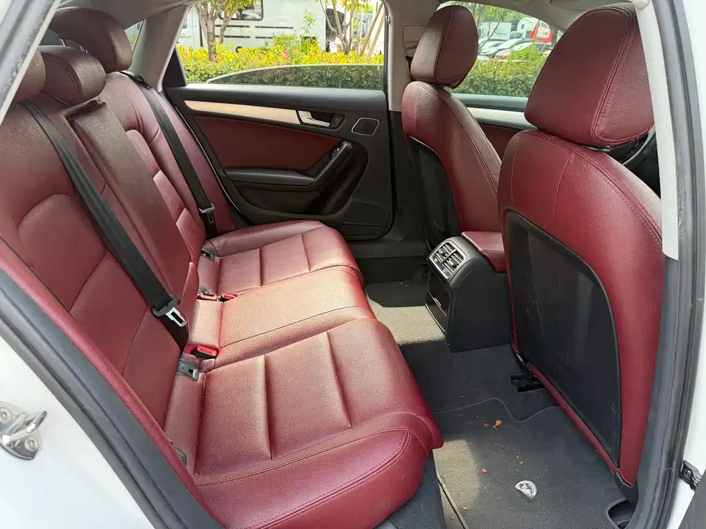 Audi A4L — миниатюра 11