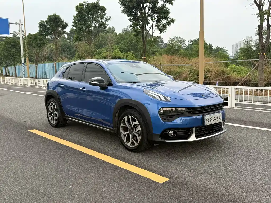 Lynk & Co 02 — миниатюра 3
