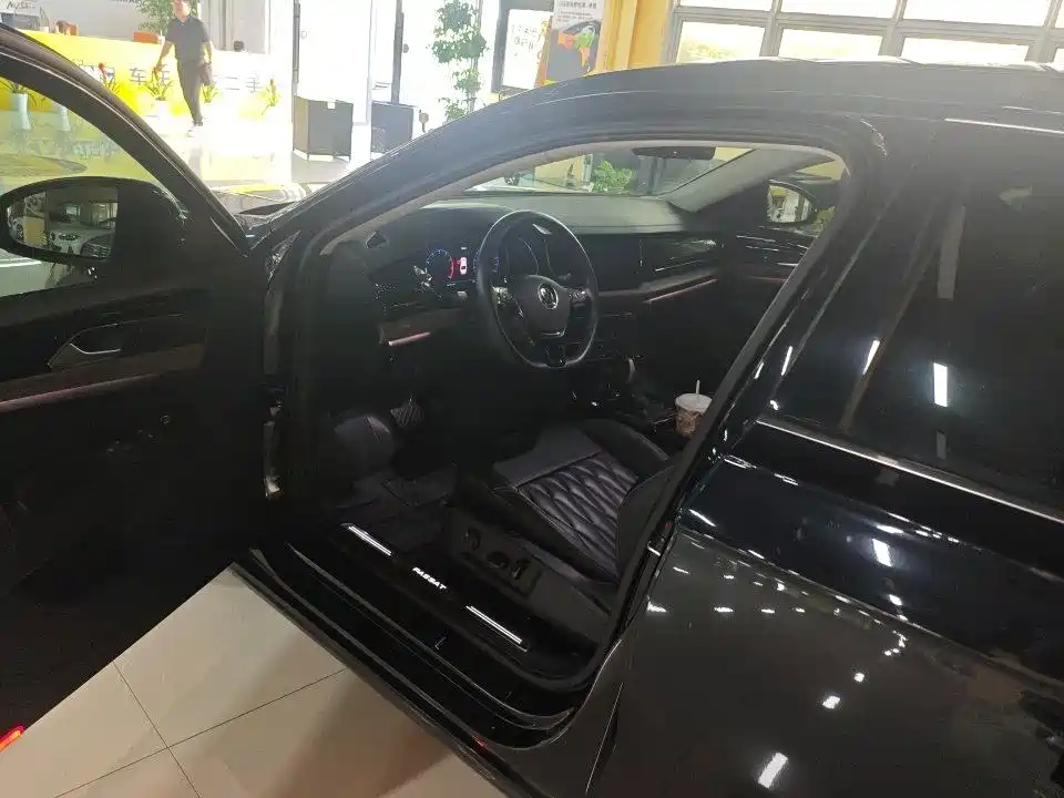 Volkswagen Passat — миниатюра 3