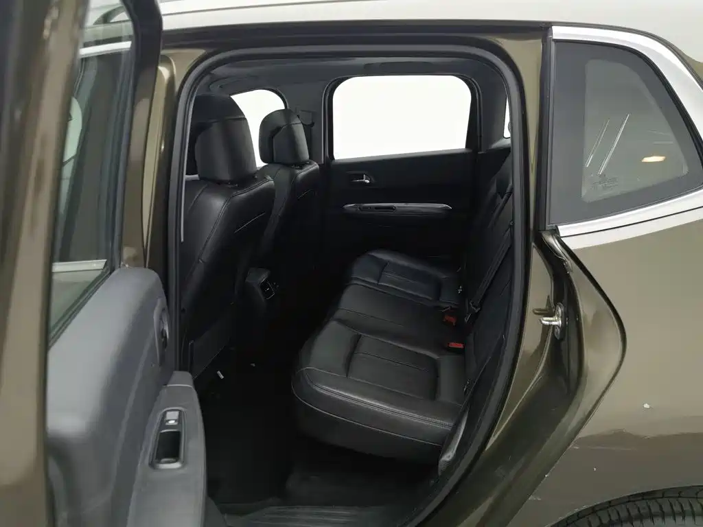 Peugeot 3008 — миниатюра 15