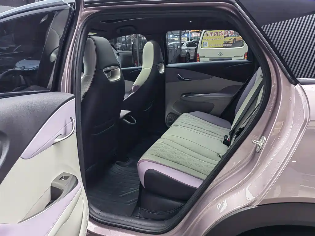 BYD Dolphin — миниатюра 8