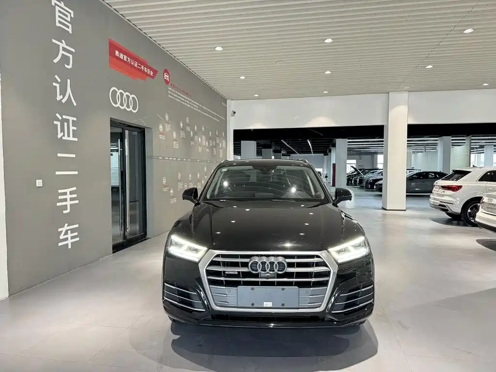 Audi Q5L — миниатюра 2