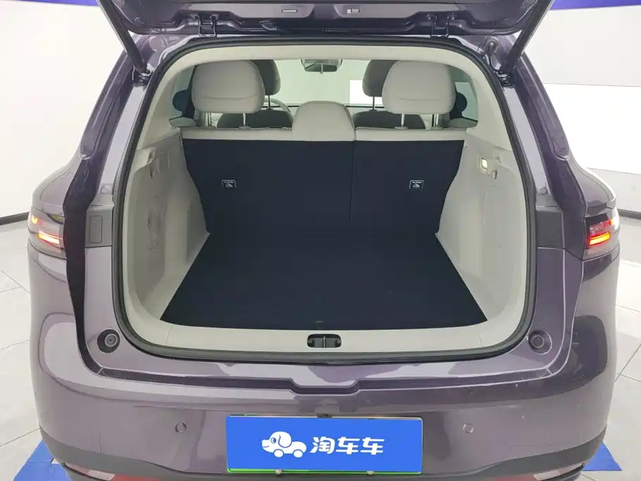 Leapmotor Leapmotor B10 — миниатюра 4