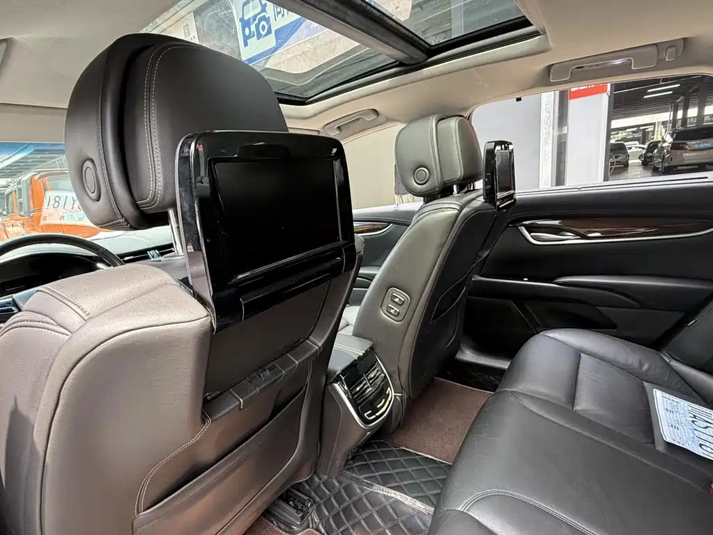 Cadillac XTS — миниатюра 10