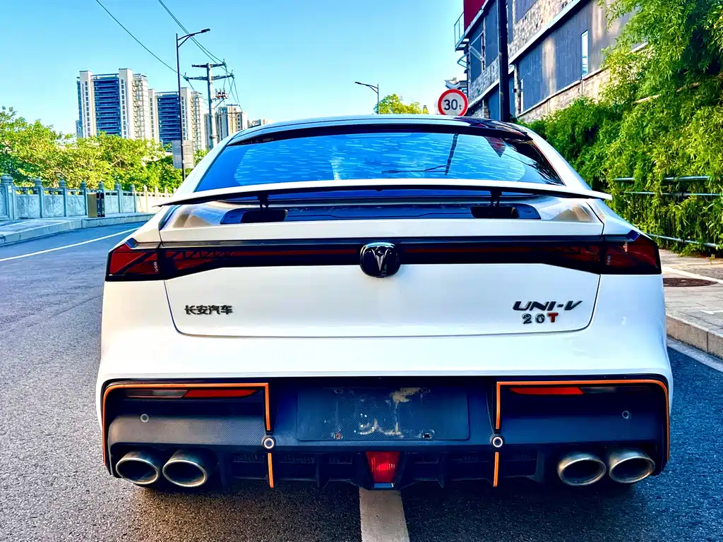 Changan UNI-V — миниатюра 7