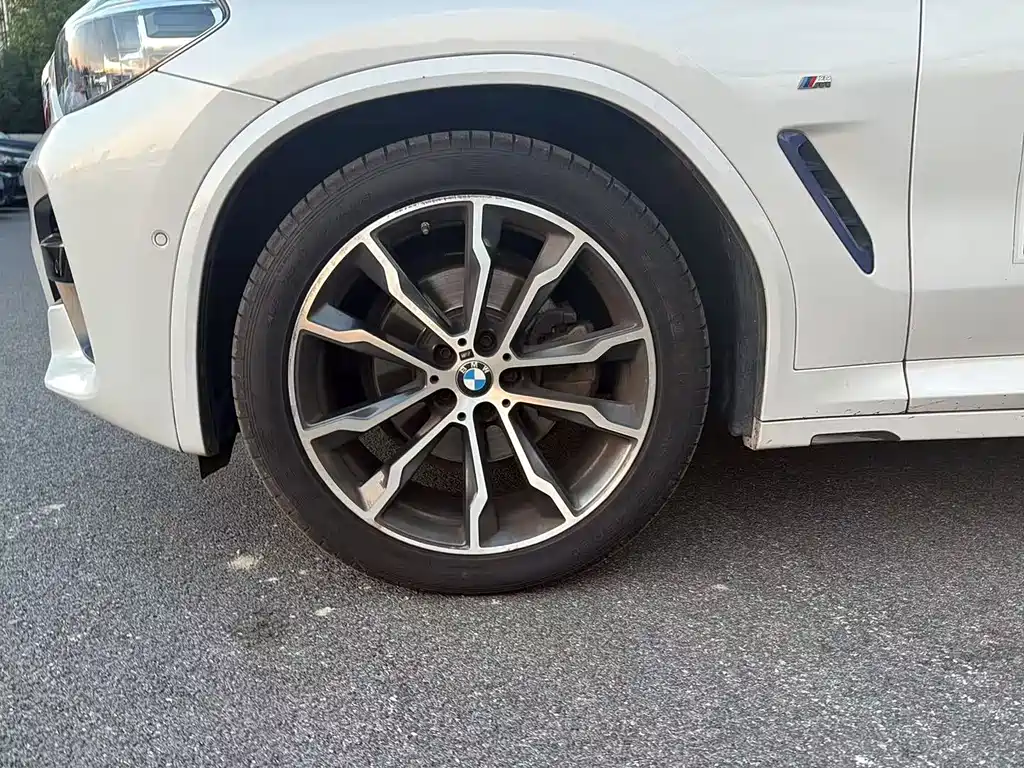 BMW X3 — миниатюра 10