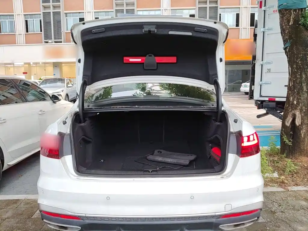 Audi A4L — миниатюра 19