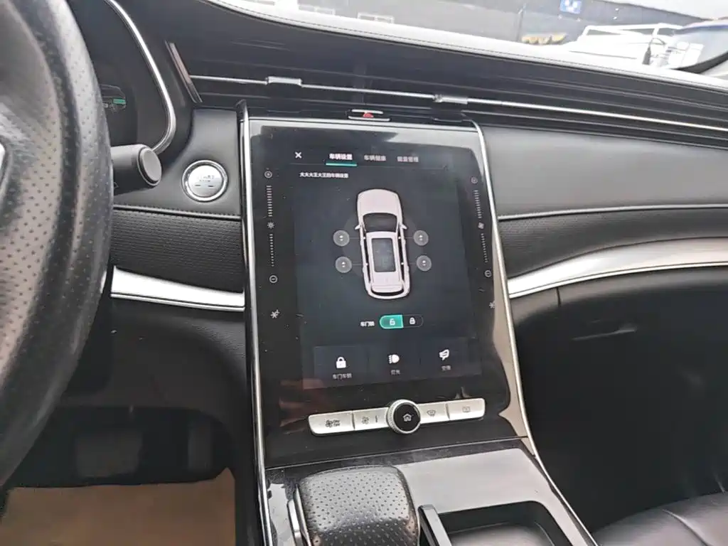 Roewe RX5 eMAX — миниатюра 13