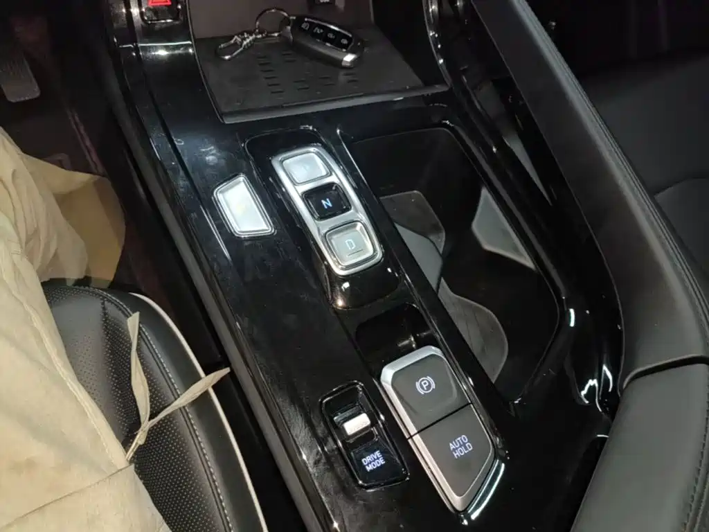 Hyundai Custo — миниатюра 14