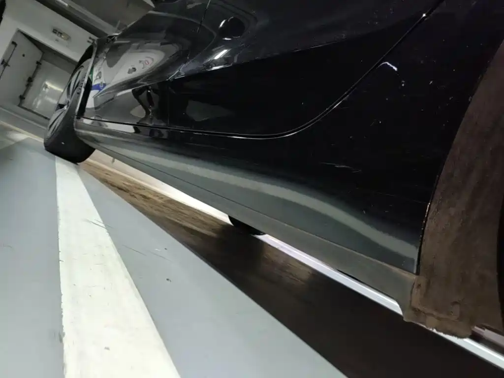Tesla Model 3 — миниатюра 22