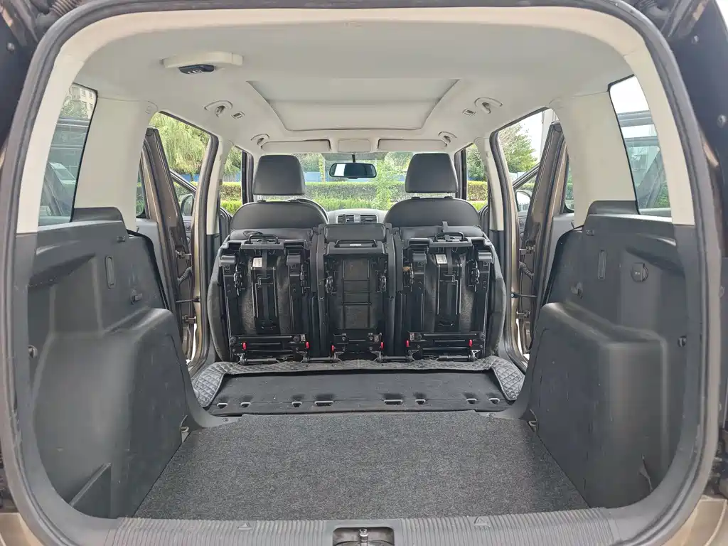 Skoda Yeti — миниатюра 14