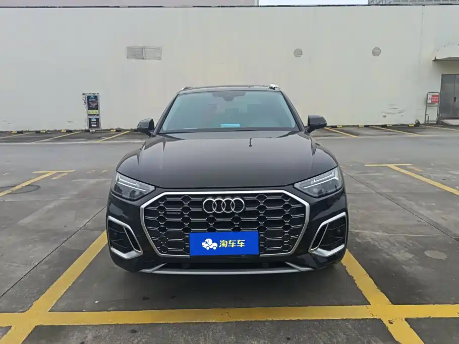 Audi Q5L — миниатюра 2
