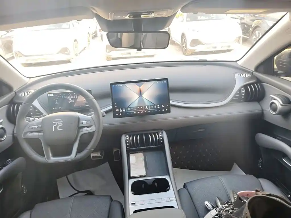 BYD Yuan Plus — миниатюра 10