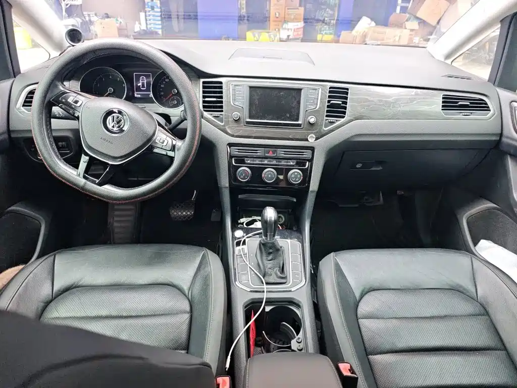 Volkswagen Golf Sportsvan — миниатюра 5