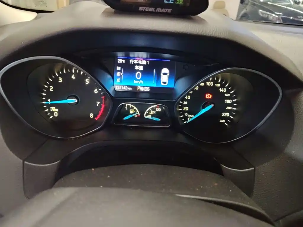 Ford Focus — миниатюра 12
