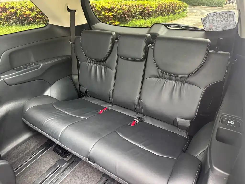 Honda Elysion — миниатюра 10