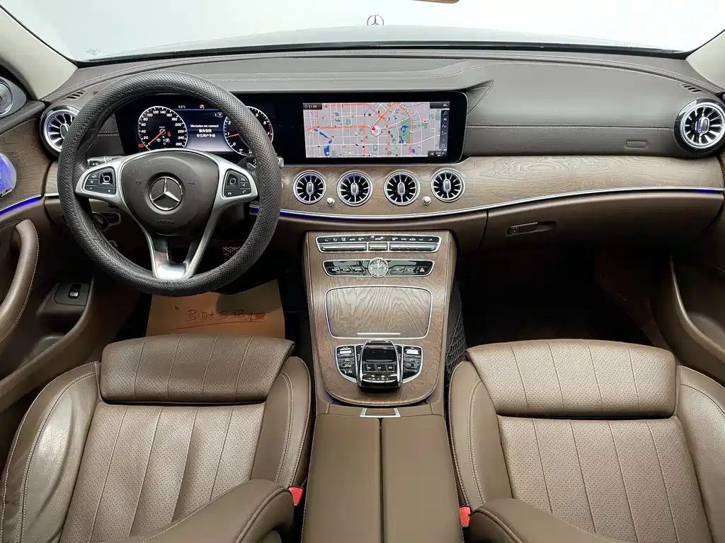 Mercedes-Benz E-Class — миниатюра 11