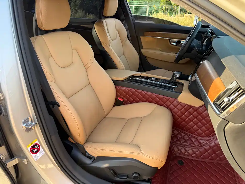 Volvo S90 — миниатюра 15