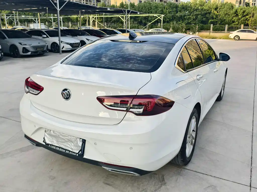 Buick Regal — миниатюра 5