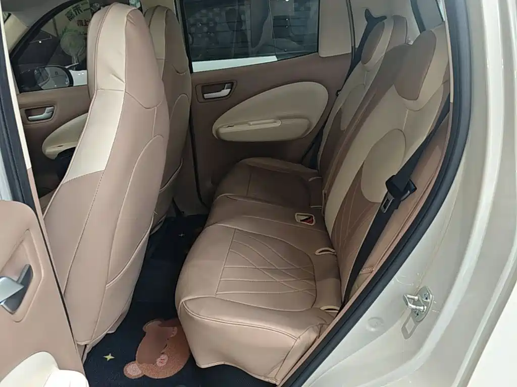 Wuling MINIEV — миниатюра 17