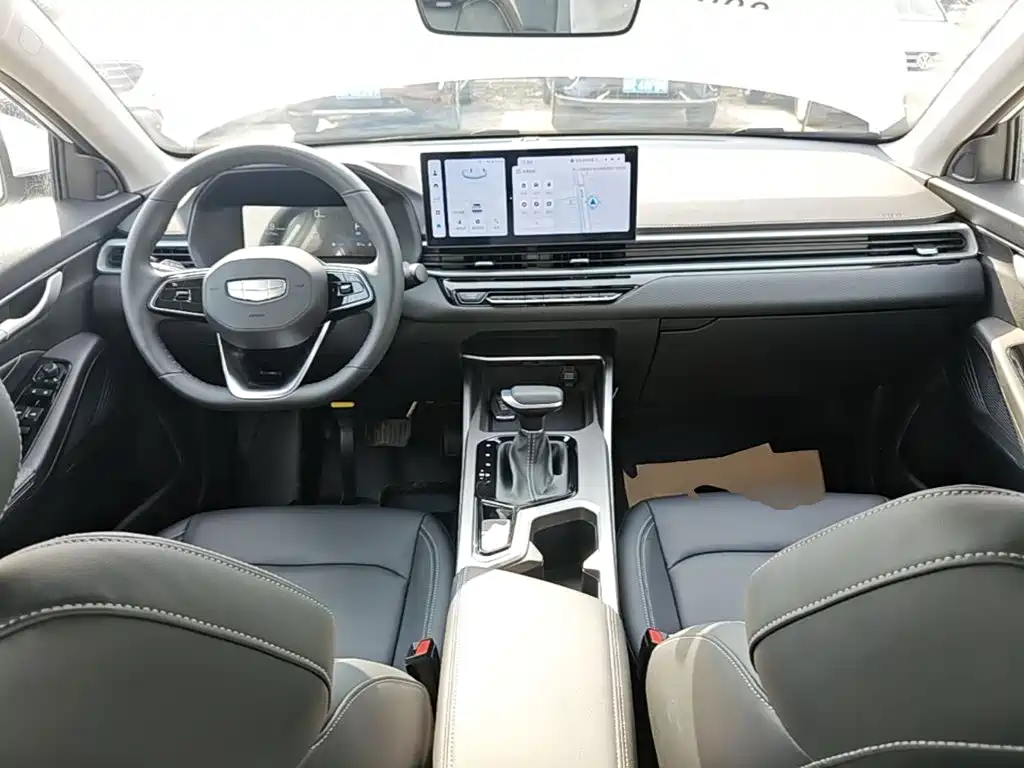 Geely Emgrand — миниатюра 10