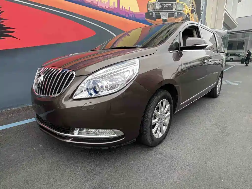 Buick GL8 2012