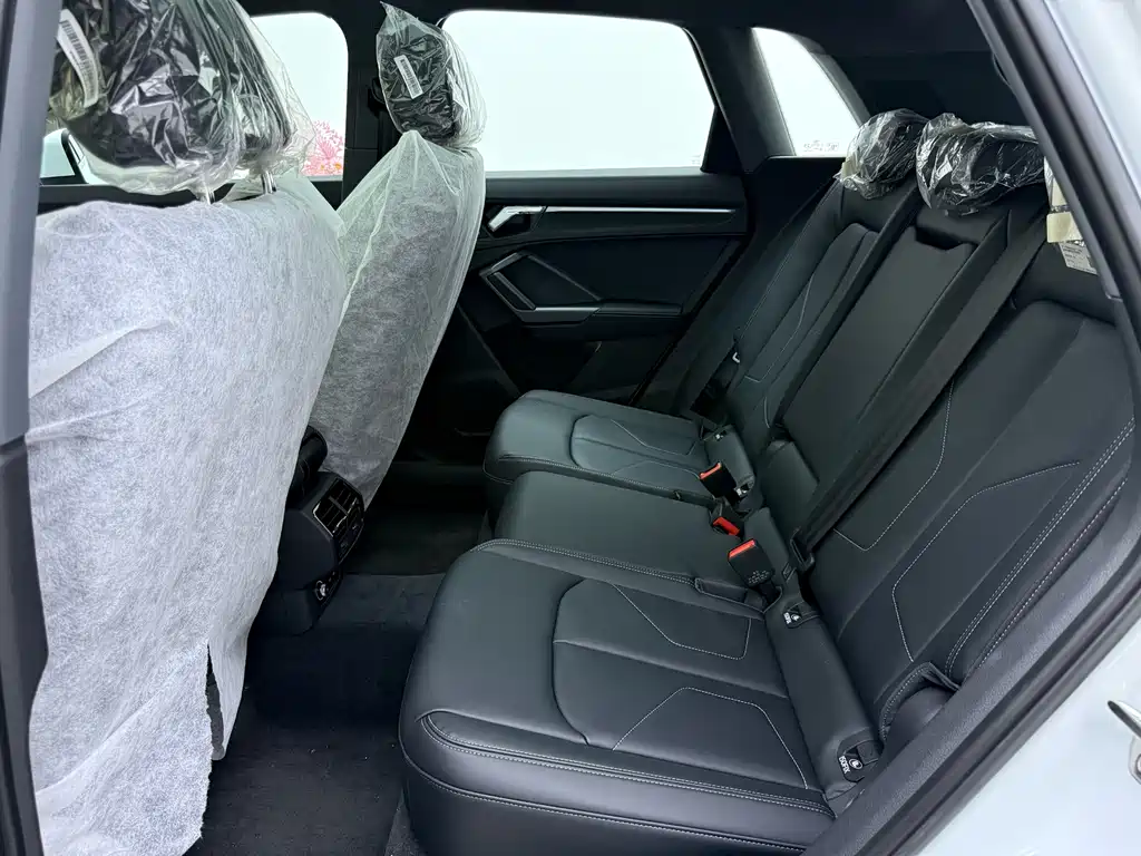 Audi Q3 — миниатюра 14