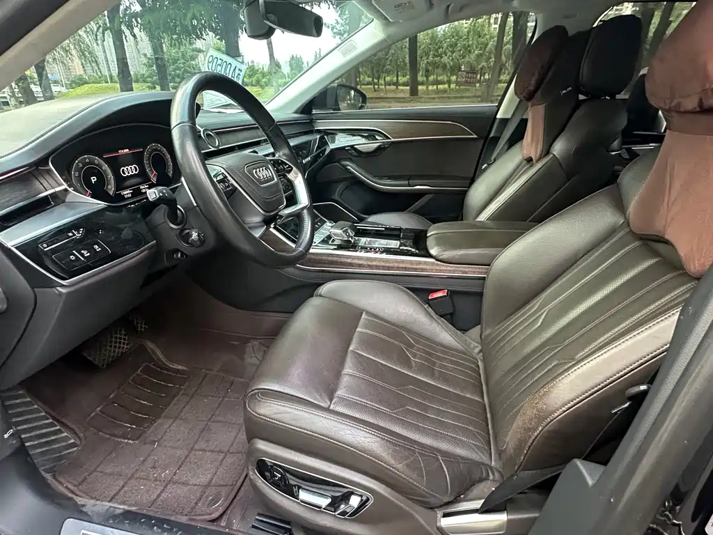 Audi A8 — миниатюра 4