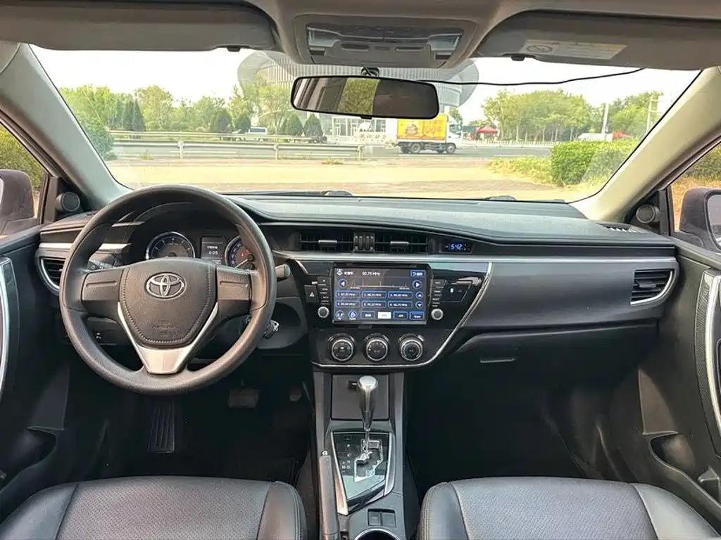 Toyota Corolla — миниатюра 9
