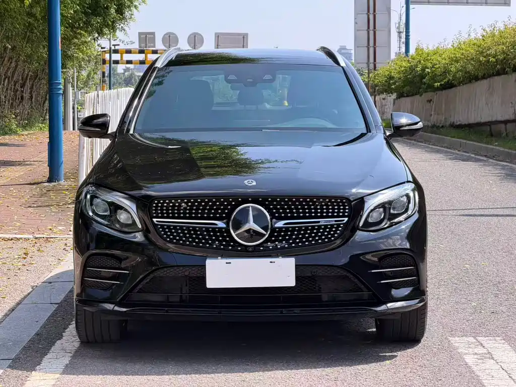 Mercedes-Benz GLC AMG — миниатюра 2