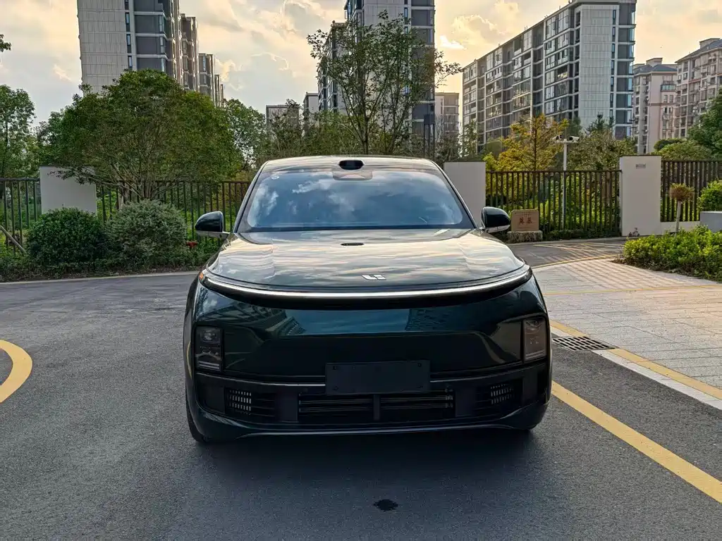 Li Auto Li L8 — миниатюра 2