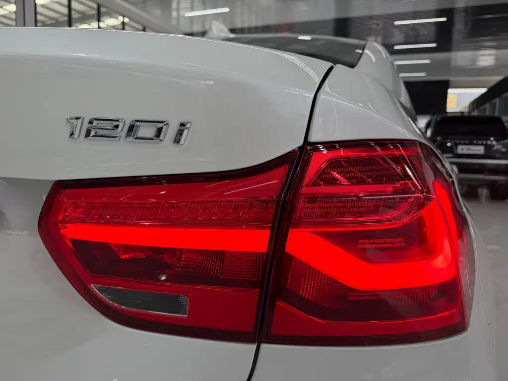 BMW 1 Series — миниатюра 11