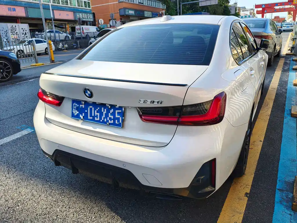 BMW 3 Series — миниатюра 3