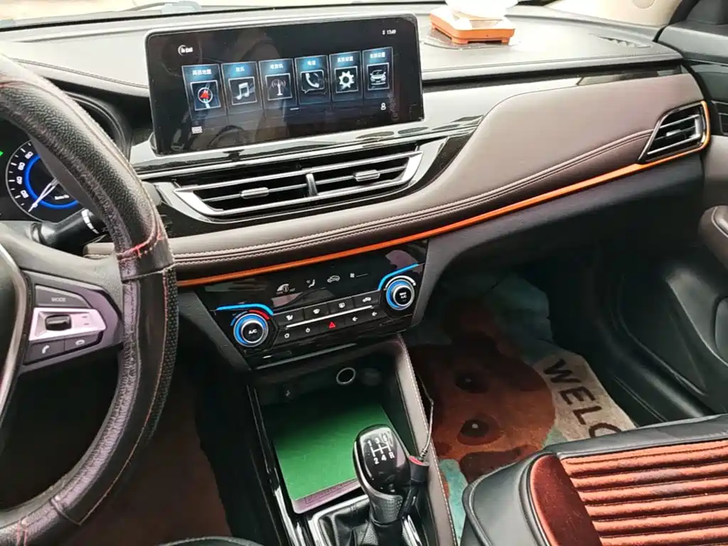 Changan Eado DT — миниатюра 13