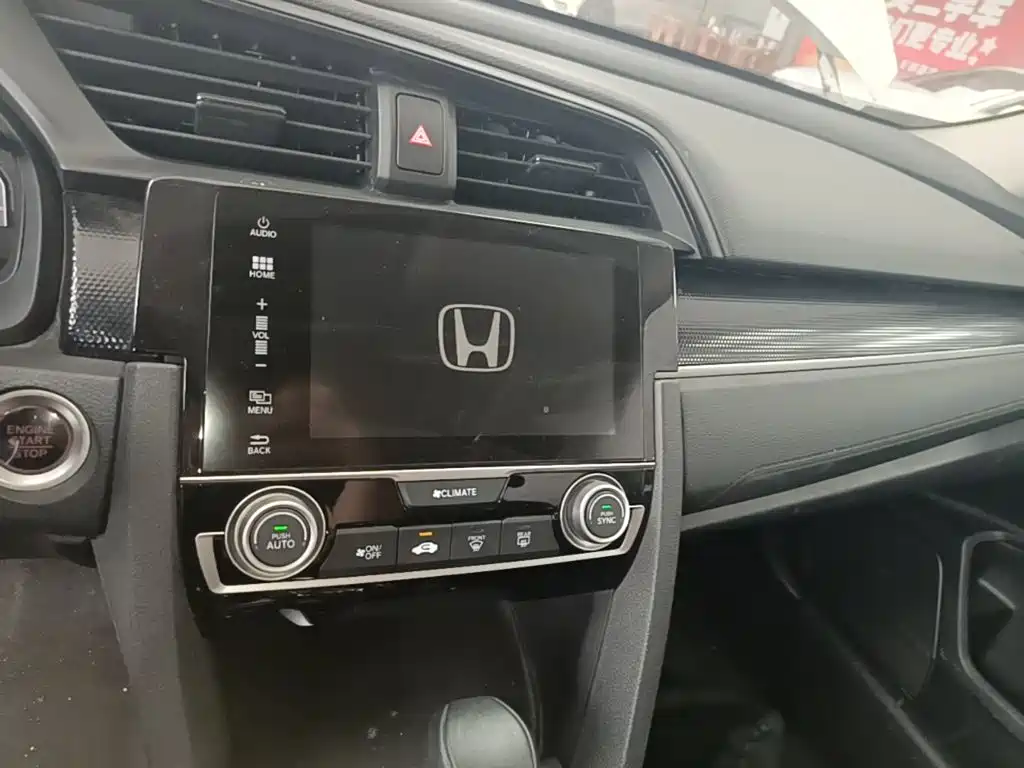 Honda Civic — миниатюра 13