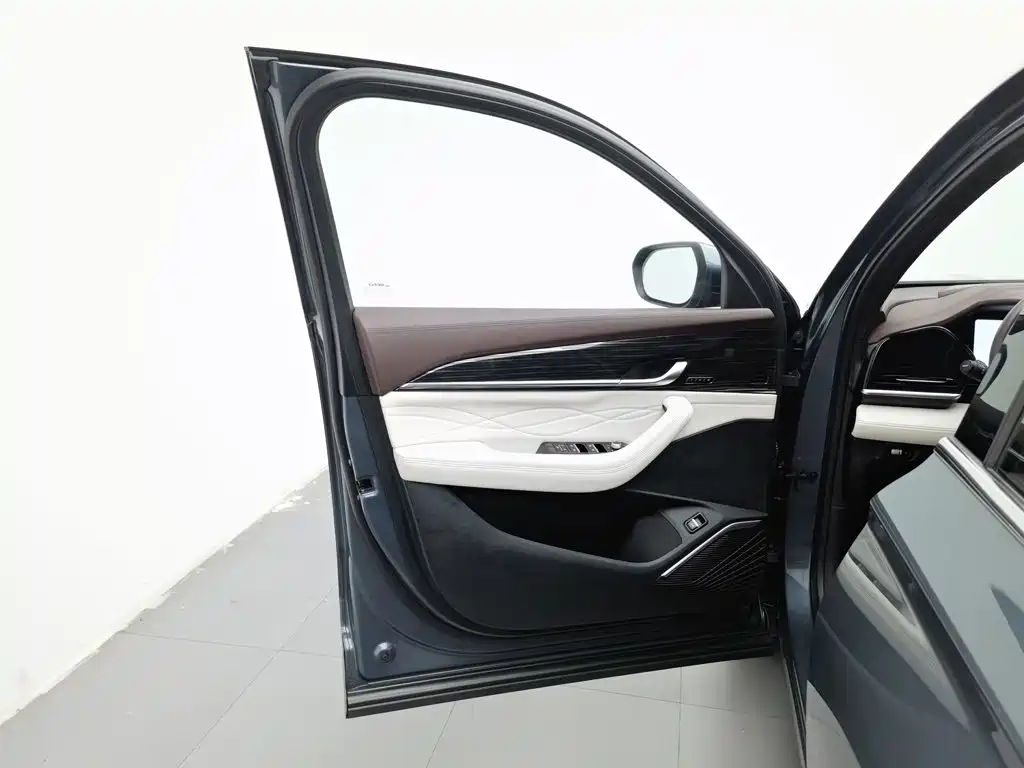 Geely Xingyue L — миниатюра 8