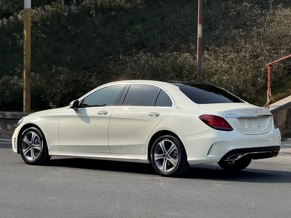 MERCEDES-BENZ C CLASS