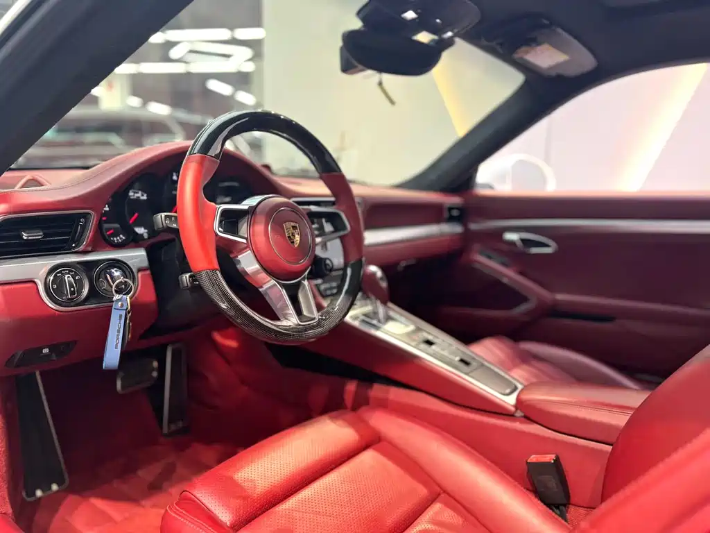 Porsche 911 2016 Carrera 3.0T