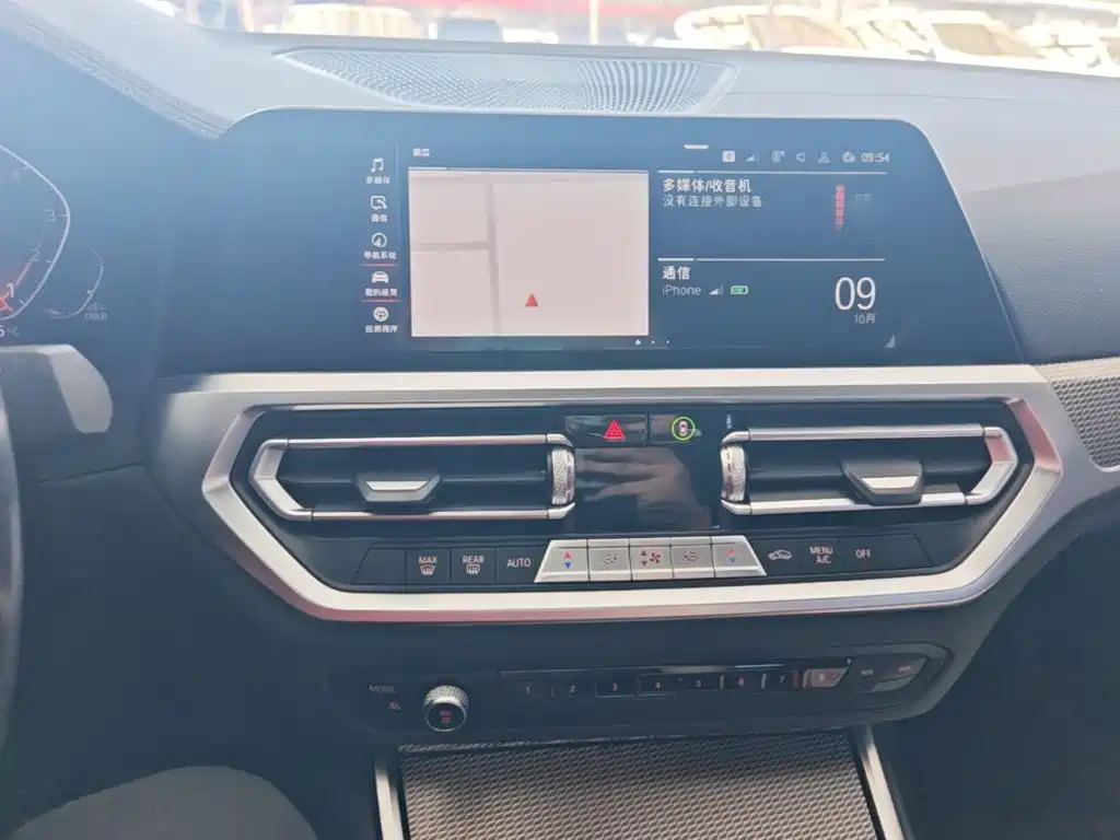 BMW 3 Series — миниатюра 13
