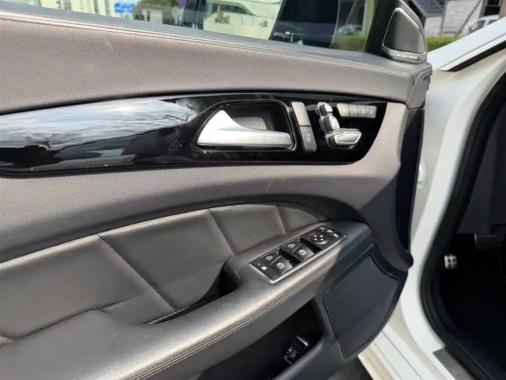 Mercedes-Benz CLS A MG 2015 AMG CLS 63 4MATIC