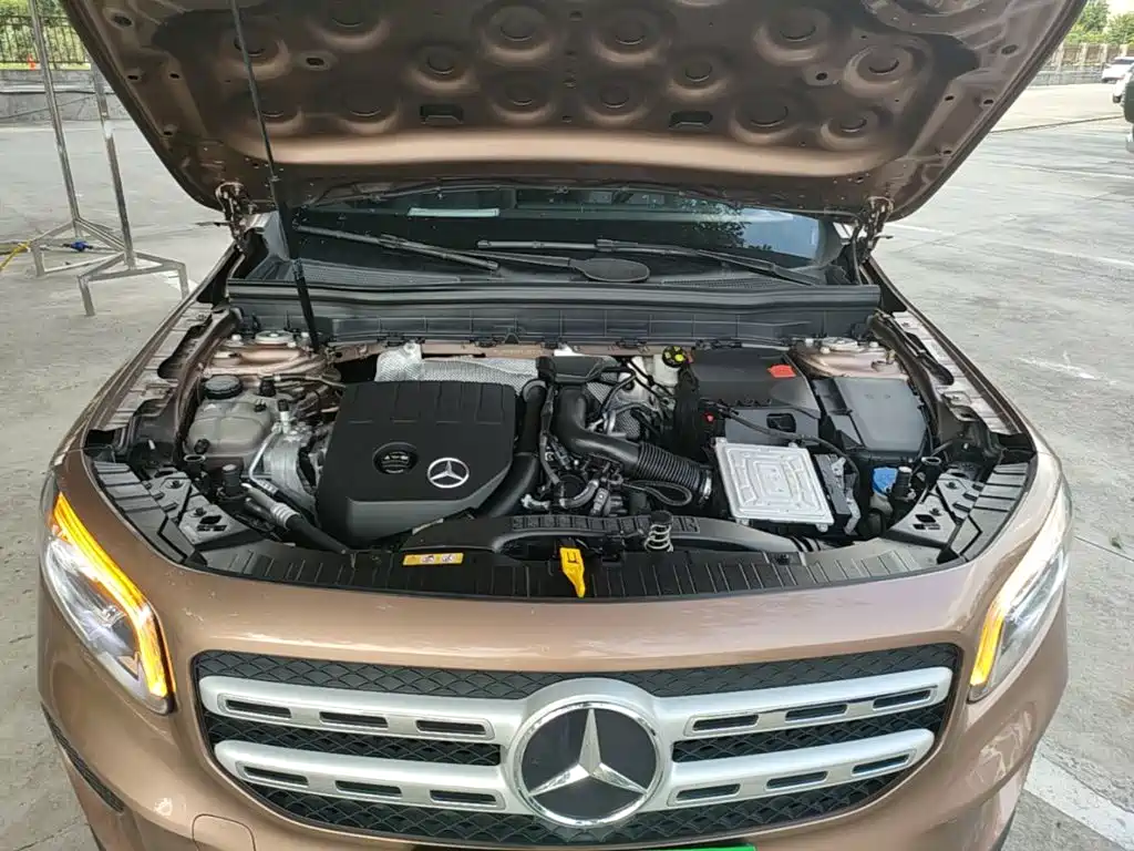 Mercedes-Benz GLB — миниатюра 20