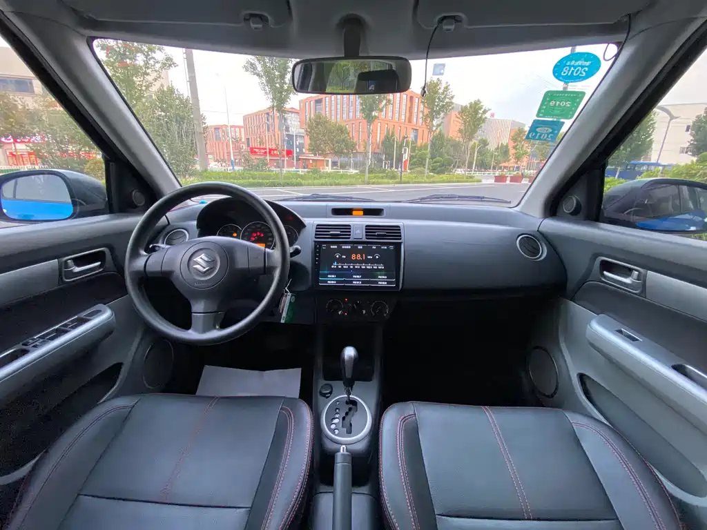 Suzuki Swift — миниатюра 5
