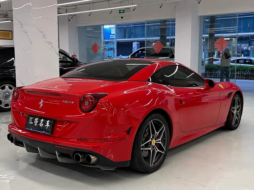 Ferrari California T — миниатюра 9